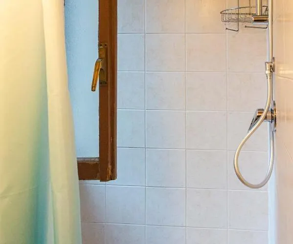 Easytopstay - Monti * Rom