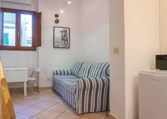 Easytopstay - Monti Apartment *